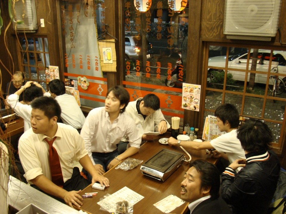 中間報告会・懇親会の模様